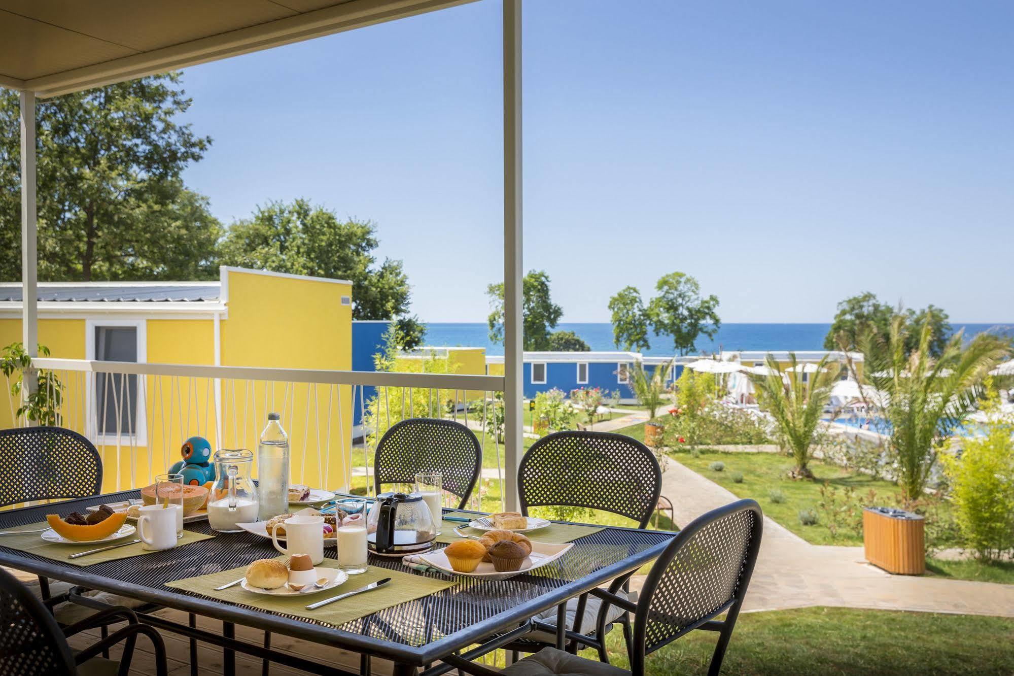 Aminess Maravea Camping Resort Mobile Homes Дайла Екстер'єр фото